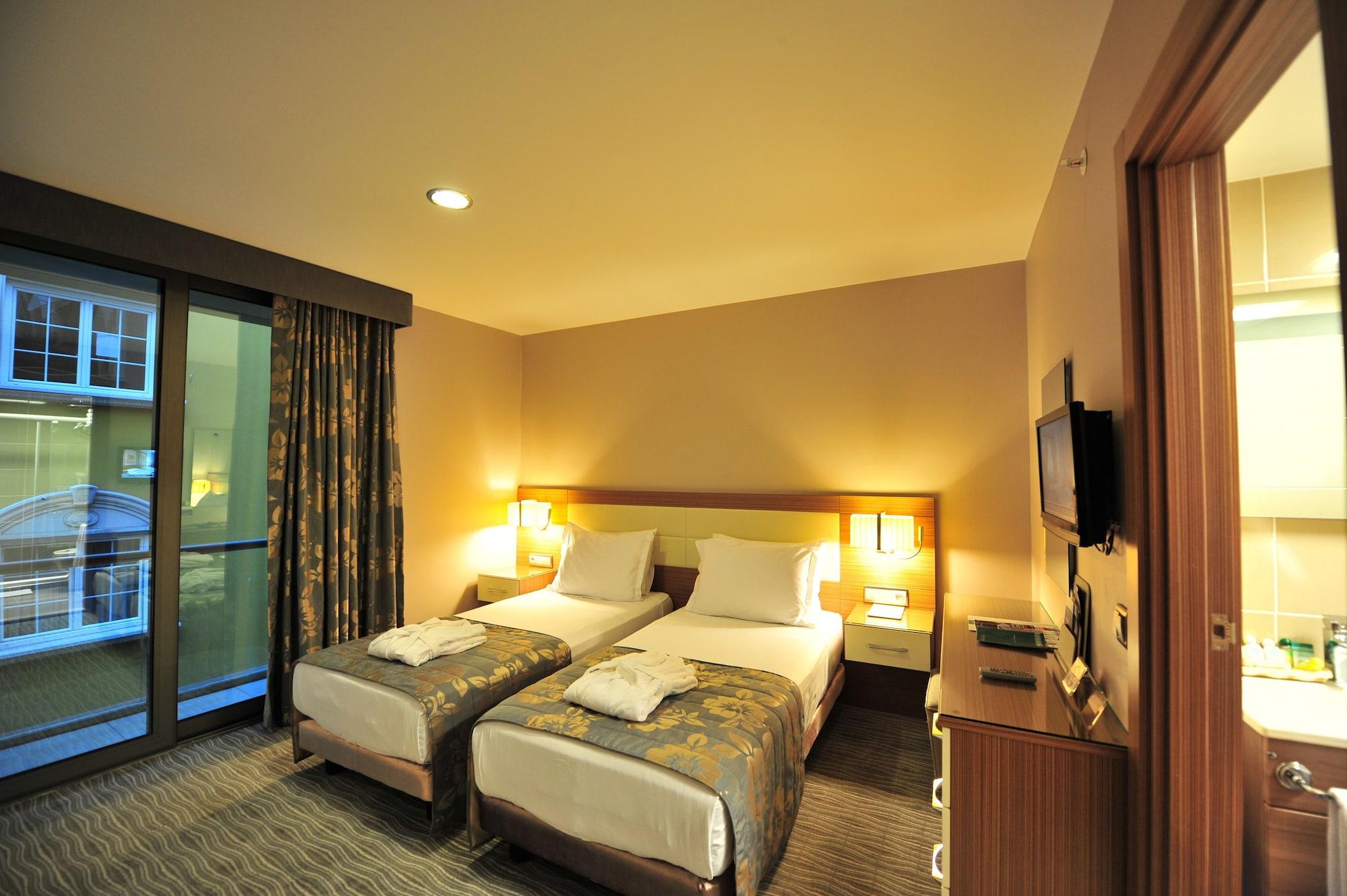 Yasmak Comfort Hotel Истанбул Екстериор снимка